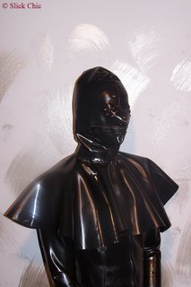 Shoulder length mask with mouth zip