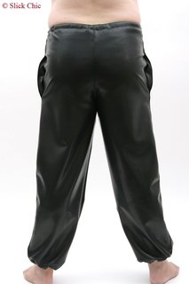 Mens training trousers